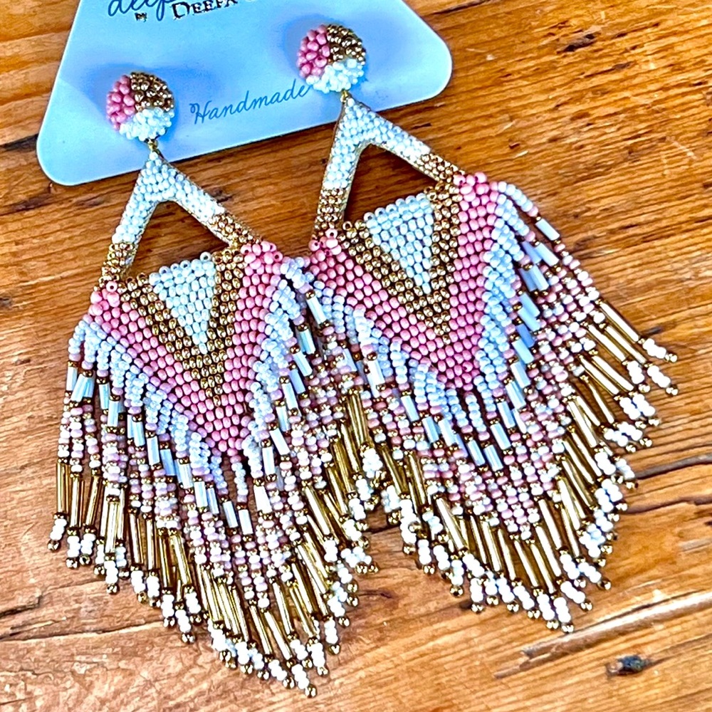 🌺🎉HP🎉🌺 NWT Deepa Gurnani Luxe Beaded Diamond Chandeliers